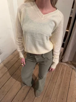 Aiko sweater med v-udskæring - Gul