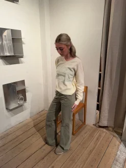 Aiko sweater med v-udskæring - Gul