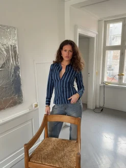 Alberte figursyet skjorte med striber - Mørkeblå/Sort