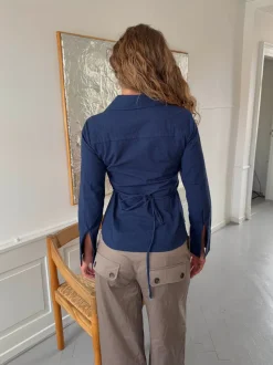 Alberte figursyet skjorte - Navy