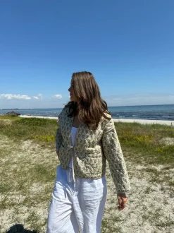Alisa mønstret quiltet jakke - Grøn/beige