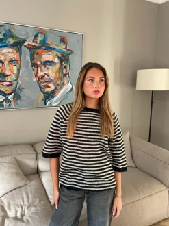 Almina strikket t-shirt med striber - Sort/hvid
