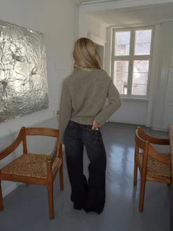 Alyssa striktrøje med høj hals - Beige