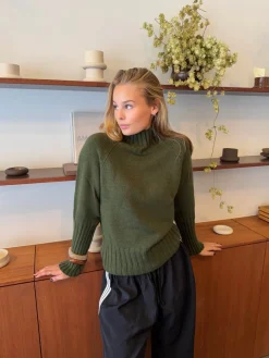 Alyssa striktrøje med turtleneck - Grøn