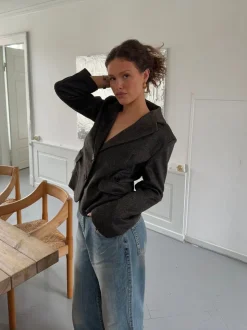 Anahita kort blazer - Mørkebrun/Sort