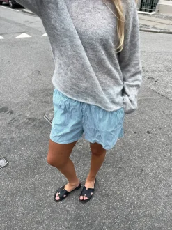 Andrea shorts med striber - Grøn/hvid