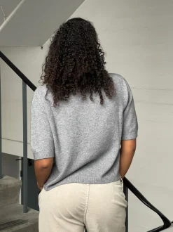 Arabella strikket t-shirt - Grå