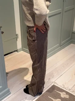Asta bukser med striber - Brun
