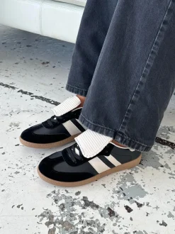 Astana sneakers med kappe - Sort
