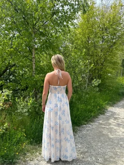 Asti kjole med lyseblå blomster - Beige