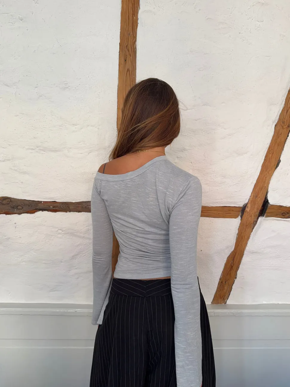 Aven one shoulder bluse - Lysegrå