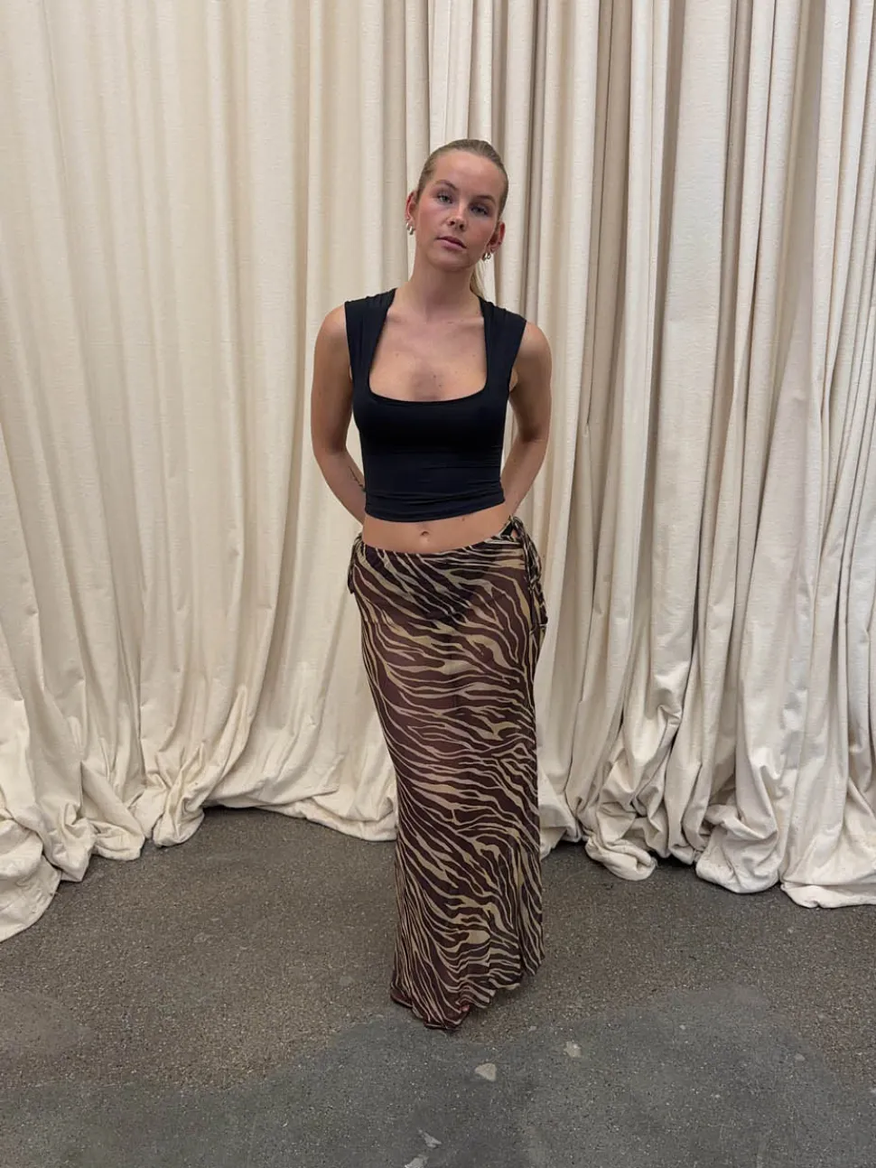 Azelma nederdel i mesh med zebraprint - Brun/beige