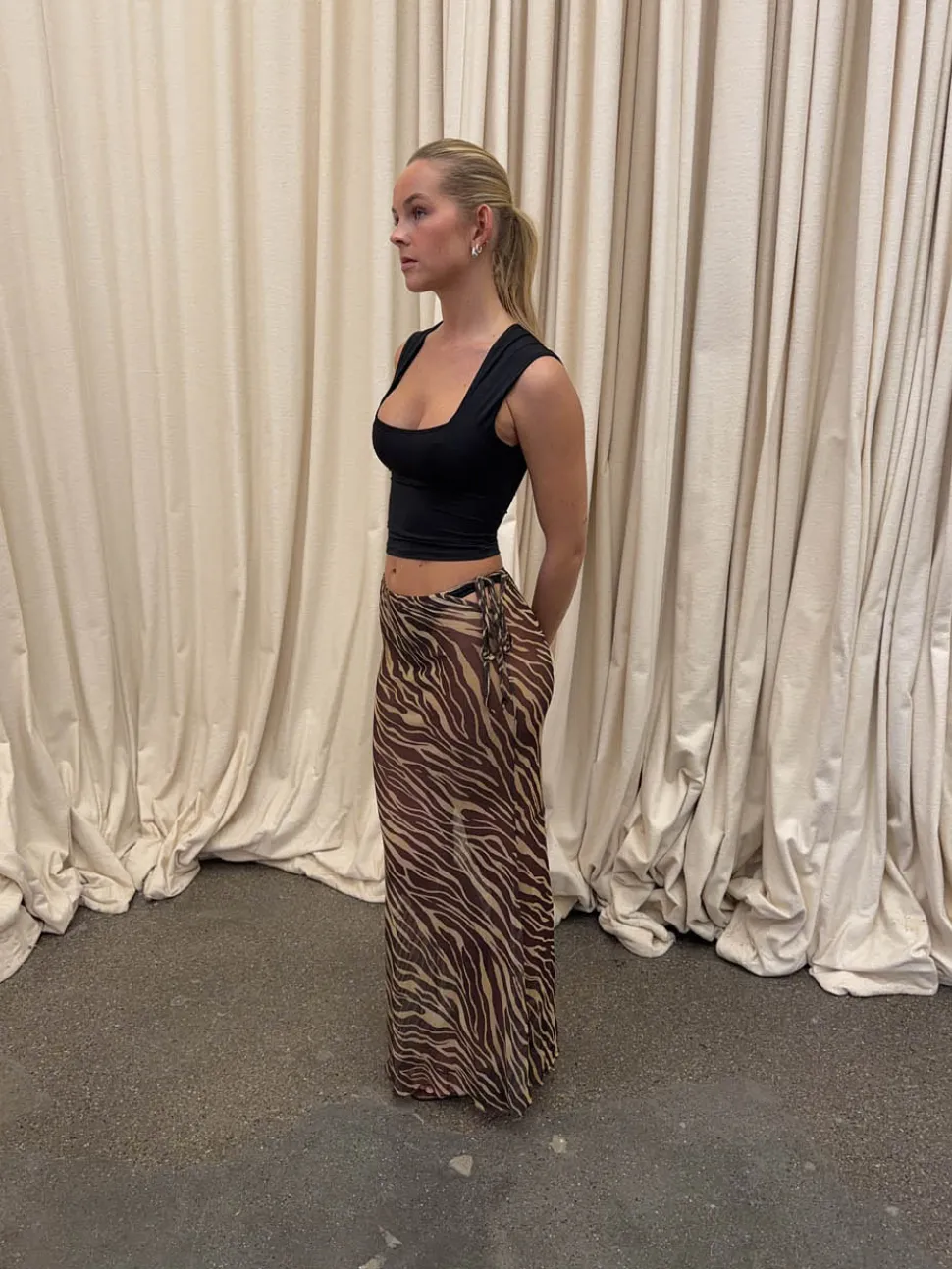 Azelma nederdel i mesh med zebraprint - Brun/beige