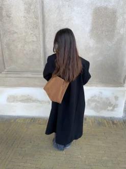 Barcelona skuldertaske i ruskind - Brun