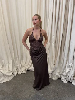 Camillene kjole med blonder - Brun