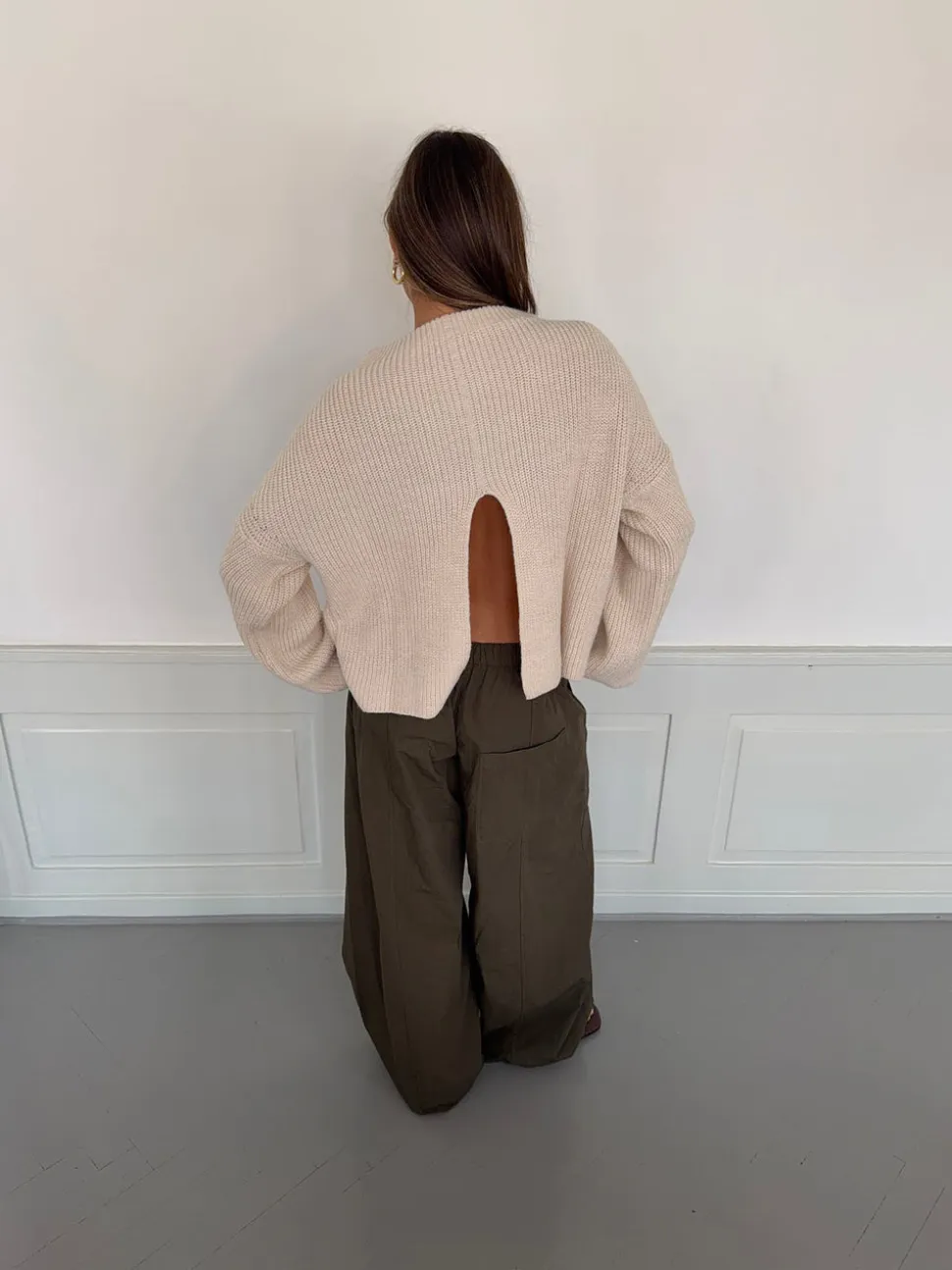 Cholana striktrøje med åben ryg - Beige