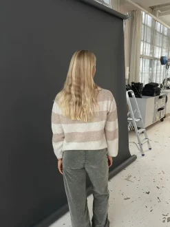 Christelle striktrøje med striber - Beige/off white