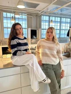 Christelle striktrøje med striber - Beige/off white