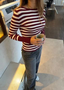 Dahlia bluse med striber - Vinrød/hvid
