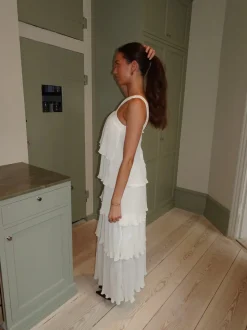 Daicy kjole med flæser - Hvid