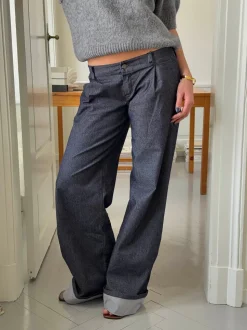 Demi jeans med opsmøg - Mørk denim