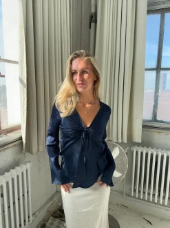 Denisi satin bluse - Navy
