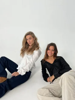 Denisi satinbluse - Hvid