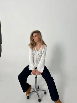 Denisi satinbluse - Hvid