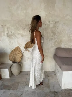 Donnia maxikjole i silke - Off white