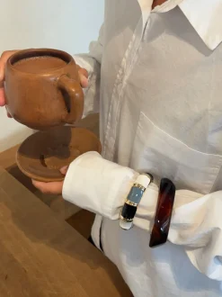 Ebony armbånd med striber - Sort/blågrå/hvid/guld