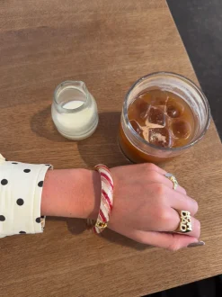 Eivora armbånd med striber - Rosa/Lyserød/hvid