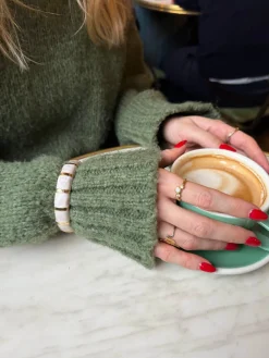 Eivora armbånd med striber - Perlemor/guld