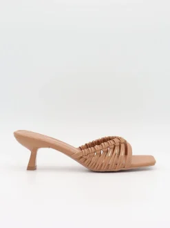 Elba mules med fletdetaljer - Beige