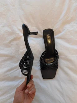 Elba mules med fletdetaljer - Sort