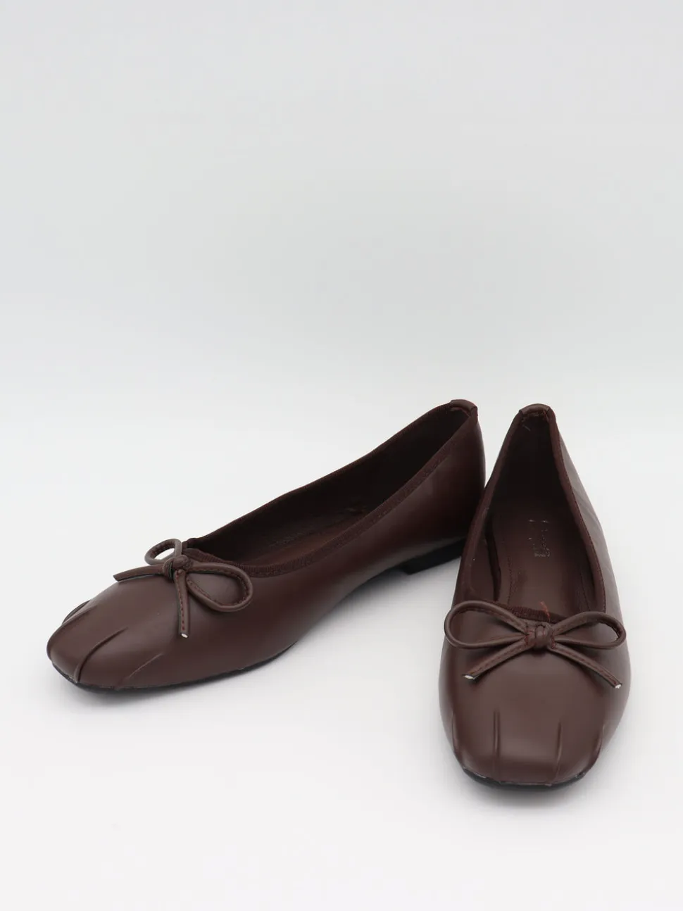 Eline ballerinaer med detaljer - Mørkebrun