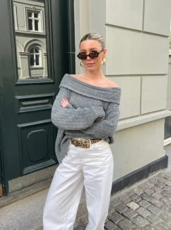 Elinor off shoulder strik - Grå