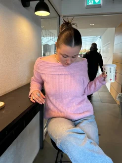 Elinor off shoulder strik - Lyserød