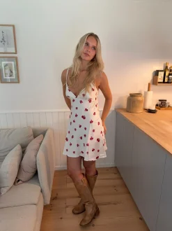 Elodia kjole med blomstermønster - Hvid/rød