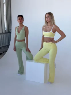 Essential flared pants - Butter
