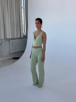 Essential flared pants - Matcha
