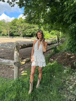 Fannie kjole med gule blomster - Hvid