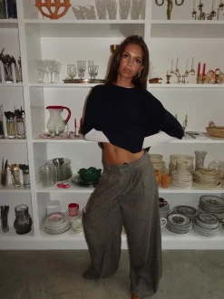 Finnja suitbukser med lige ben - Grå