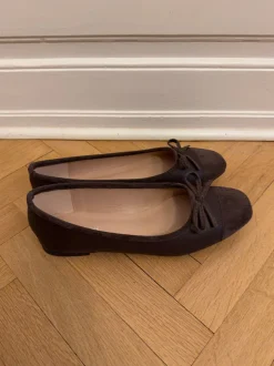 Fione ballerinaer i ruskind - Brun