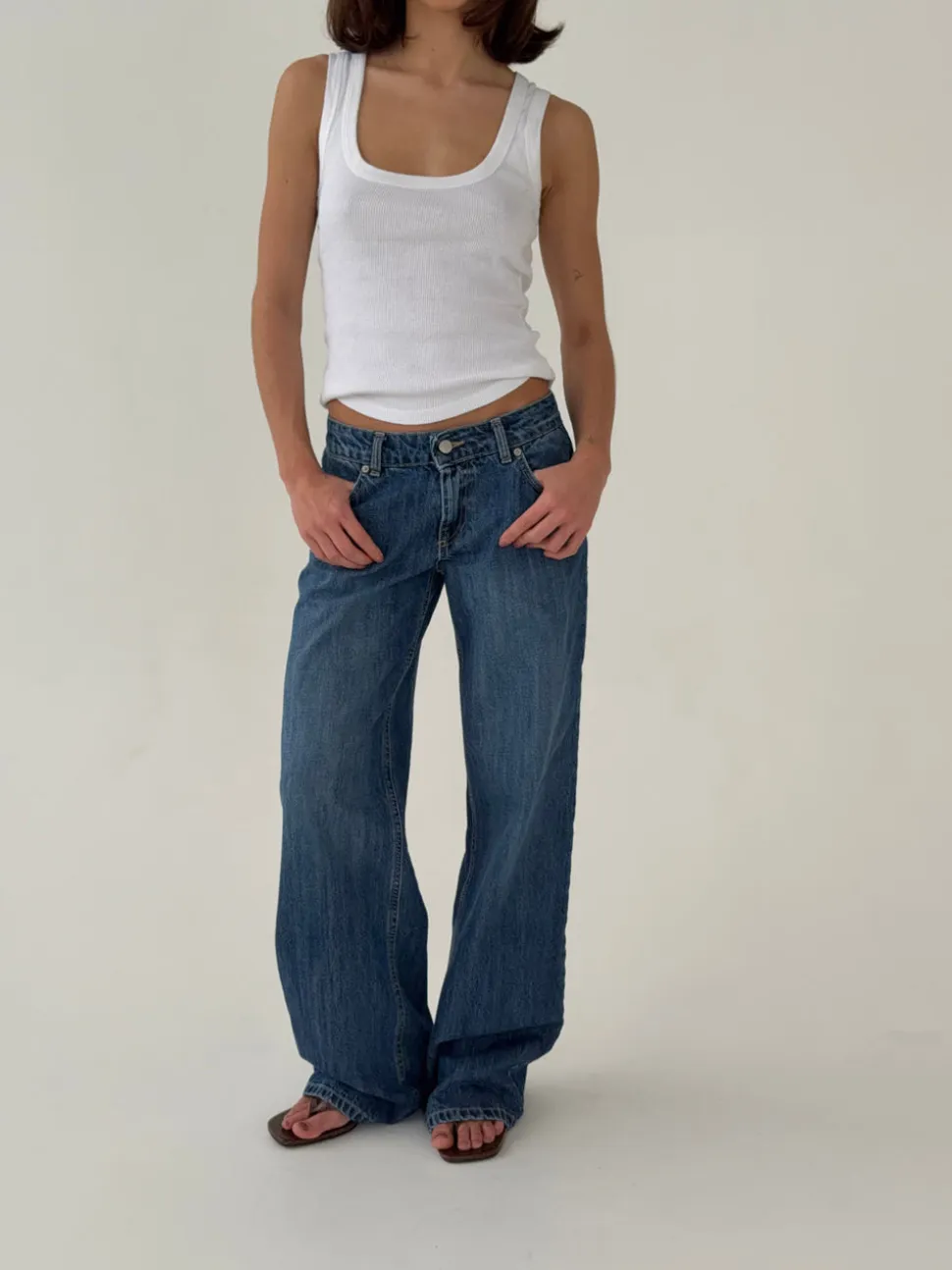 Floraline lavtaljede jeans - Blå denim