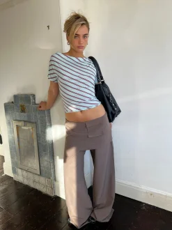 Florine figursyet t-shirt med striber - Lyseblå/rød