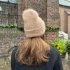 Fluffy hue - Taupe