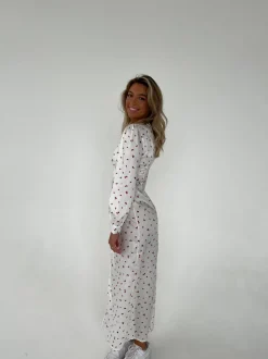 Frederikke satinkjole med røde blomster - Hvid