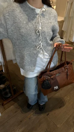 Gunilla strikket cardigan med bindedetaljer - Lys grå