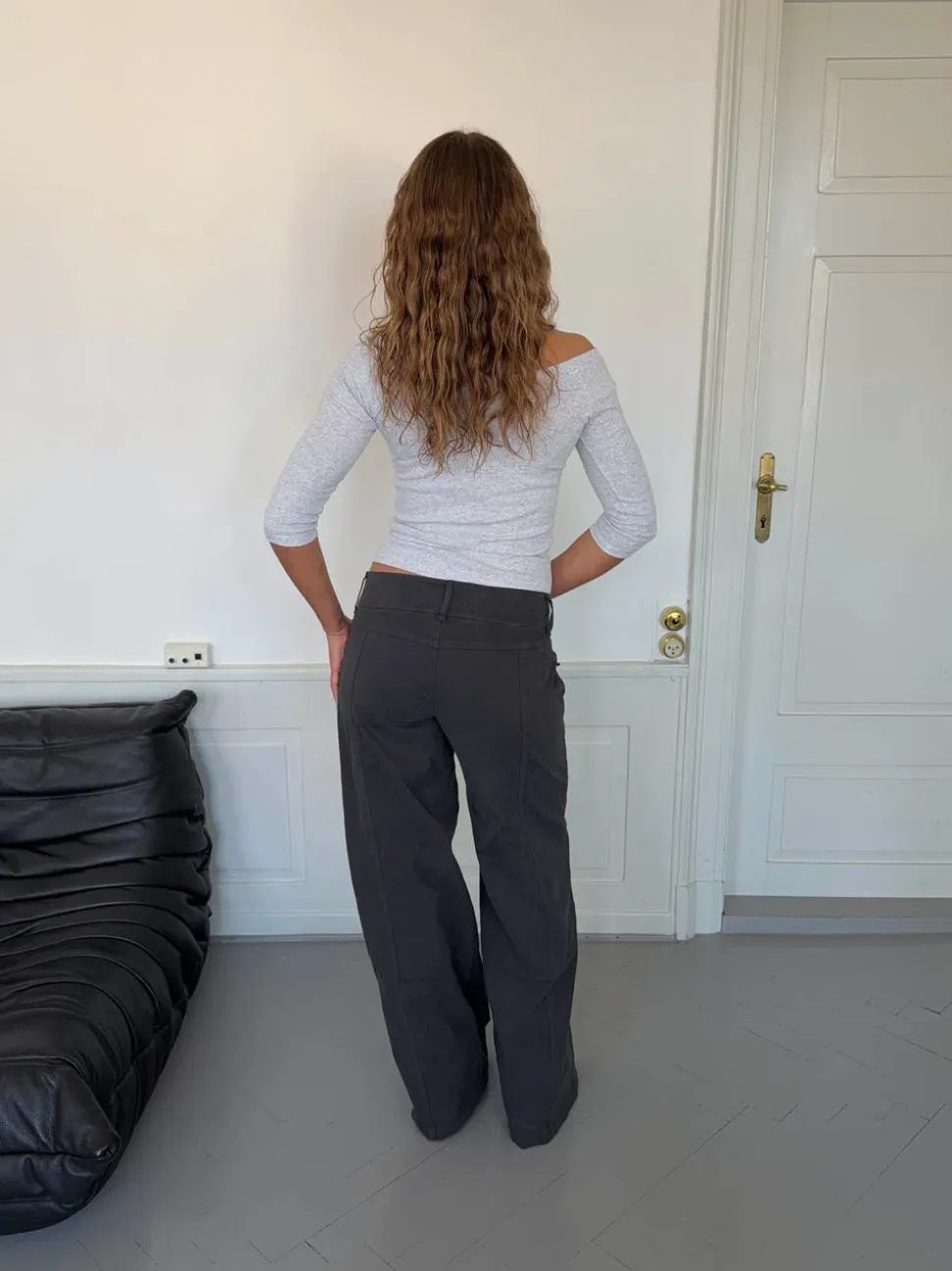 Hanna jeans - Mørkegrå