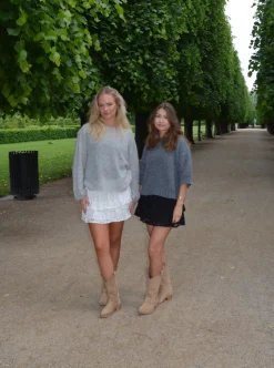 Hedvig striktrøje med korte ærmer - Grå